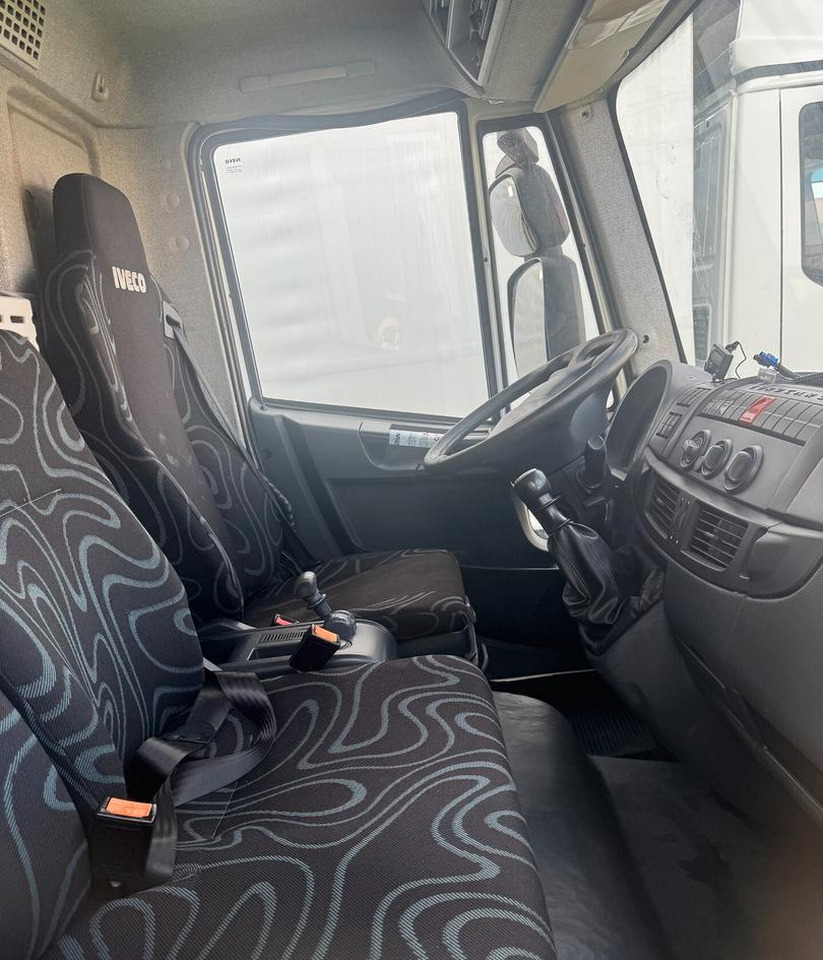 Iveco 75e190 - Вантажівка з закритим кузовом: фото 5 Iveco 75e190 - Вантажівка з закритим кузовом: фото 5