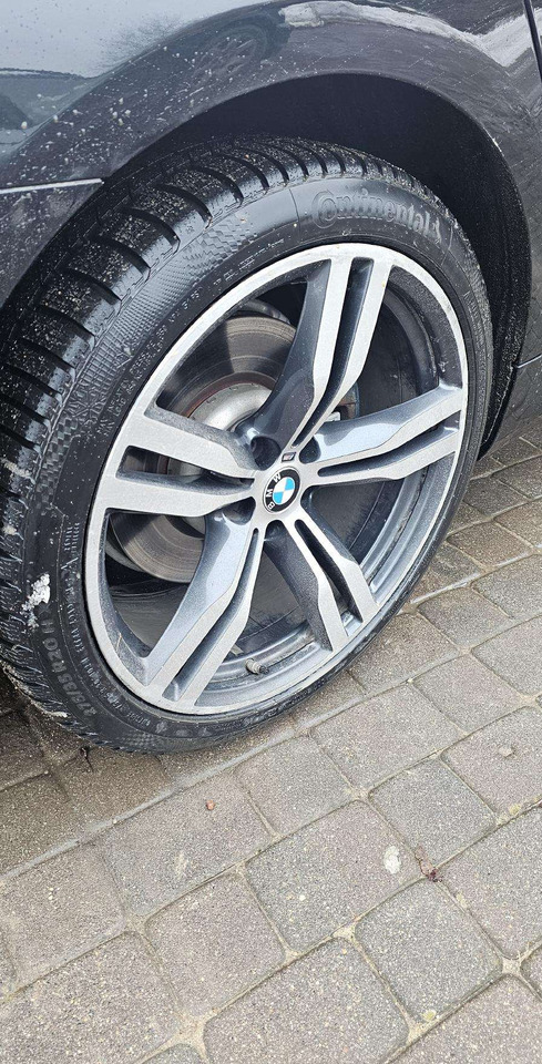 Седан BMW 750: фото 17 Седан BMW 750: фото 17