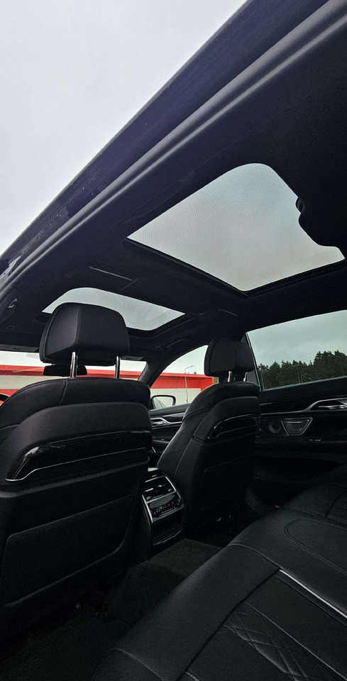 Седан BMW 750: фото 14 Седан BMW 750: фото 14