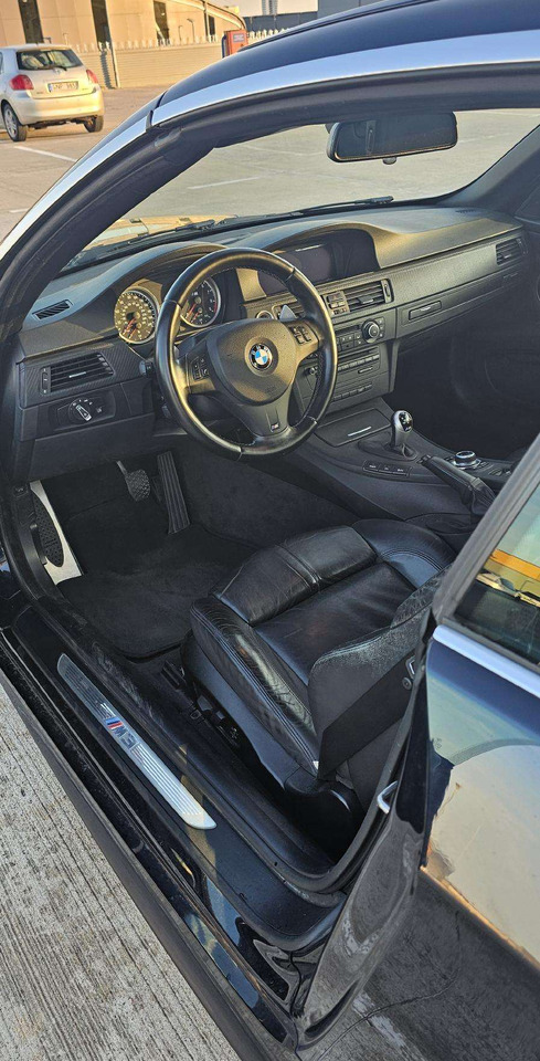 Легковий автомобіль BMW M3: фото 11