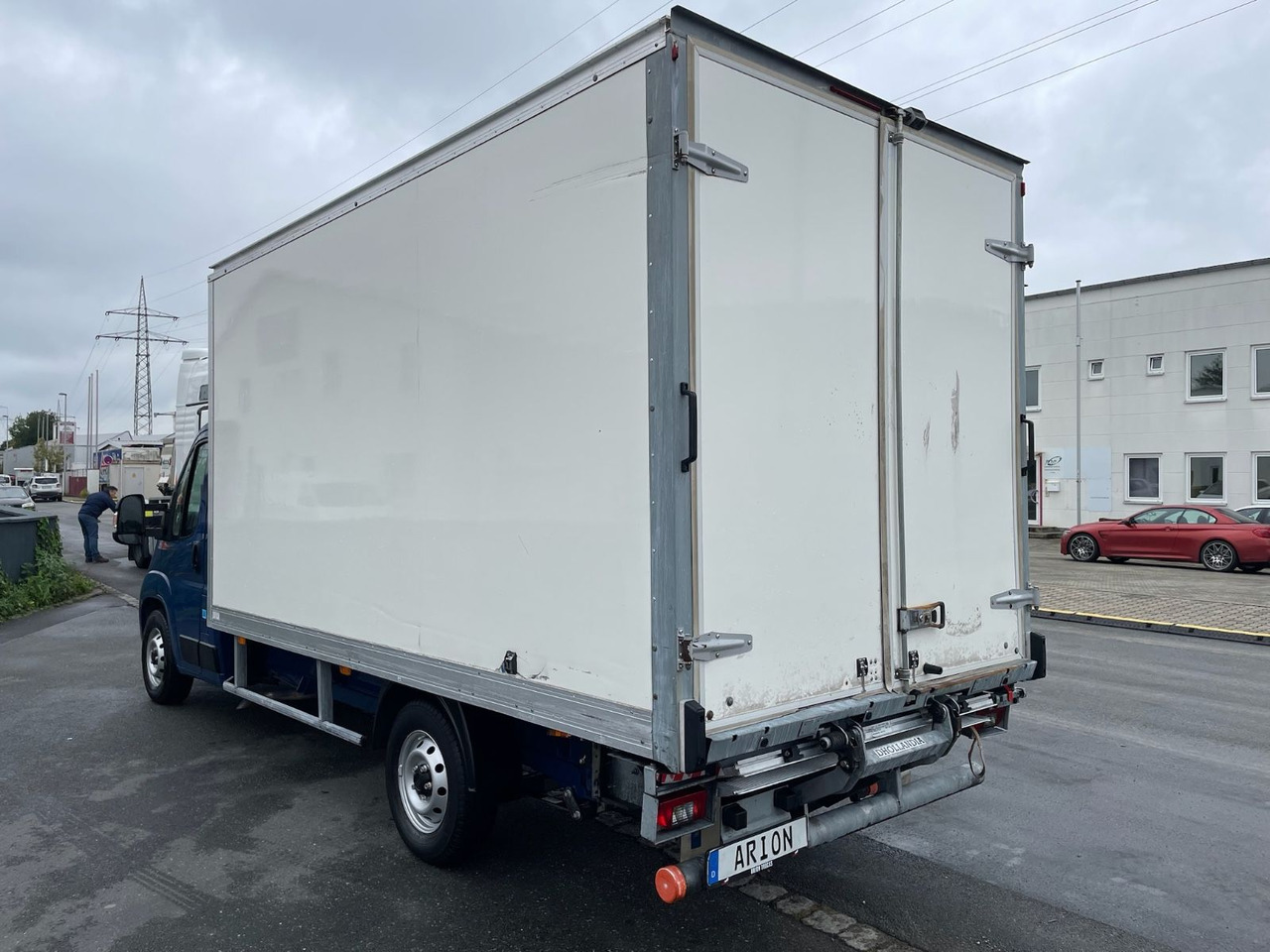 Fiat Ducato Maxi 35 130 L4H2 Koffer/LBW/AC/CAM/EU6d - Фургон з закритим кузовом: фото 4 Fiat Ducato Maxi 35 130 L4H2 Koffer/LBW/AC/CAM/EU6d - Фургон з закритим кузовом: фото 4