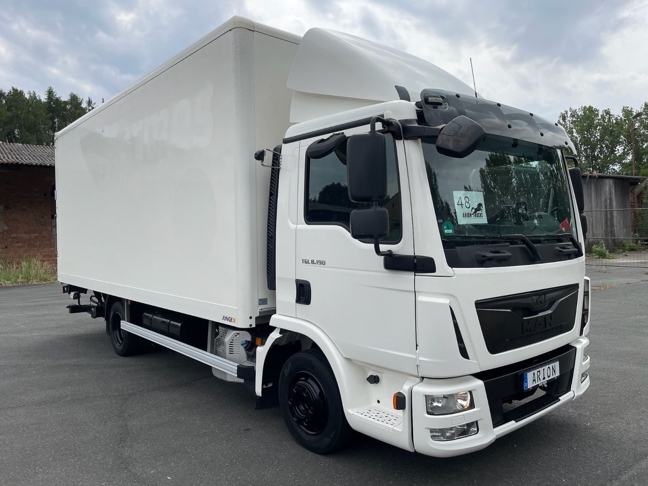 MAN TGL 8.190 4x2 BL Koffer/LBW/BÄR/AC/Kamera/EU6d - Фургон з закритим кузовом: фото 1 MAN TGL 8.190 4x2 BL Koffer/LBW/BÄR/AC/Kamera/EU6d - Фургон з закритим кузовом: фото 1
