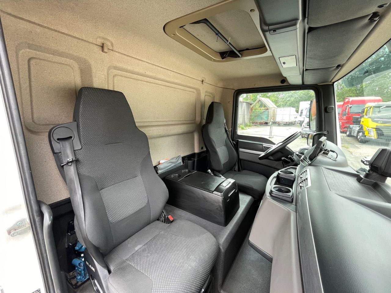 Фургон з закритим кузовом MAN TGL 8.190 4x2 BL Koffer/LBW/BÄR/AC/Kamera/EU6d: фото 13