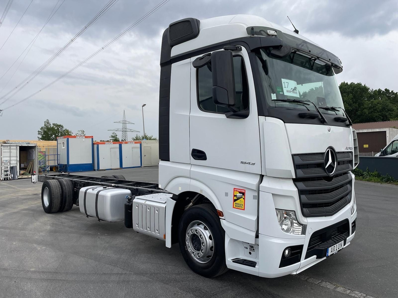 Mercedes-Benz Actros 4 1843 4x2 Fahrgestell/StandAC/ACC/EU6 - Вантажівка шасі: фото 1 Mercedes-Benz Actros 4 1843 4x2 Fahrgestell/StandAC/ACC/EU6 - Вантажівка шасі: фото 1