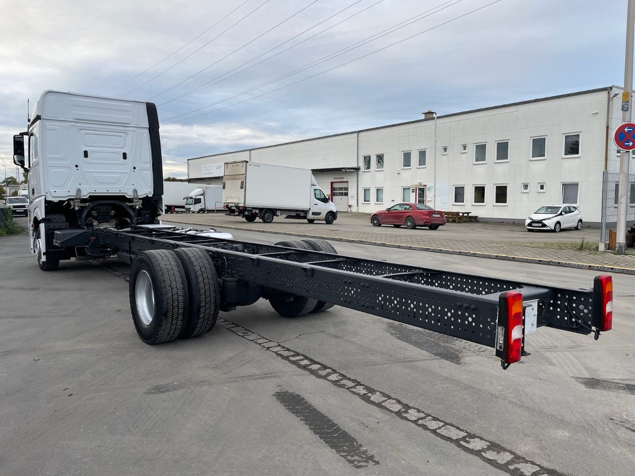 Mercedes-Benz Actros 4 1843 4x2 Fahrgestell/StandAC/ACC/EU6 - Вантажівка шасі: фото 5 Mercedes-Benz Actros 4 1843 4x2 Fahrgestell/StandAC/ACC/EU6 - Вантажівка шасі: фото 5