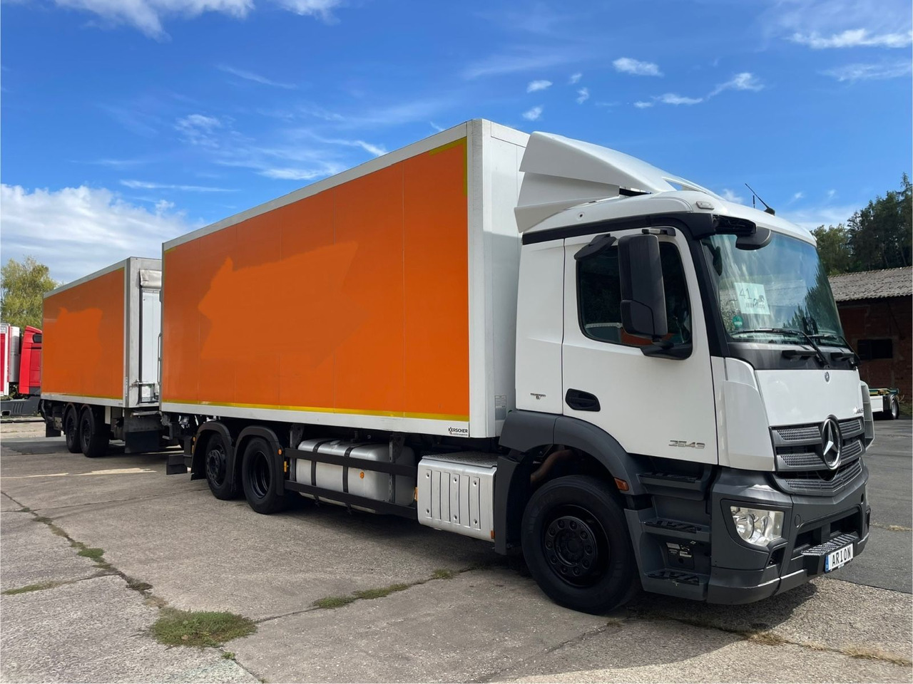 Mercedes-Benz Antos 2543 6x2 Kühlkoffer/CARRIER/KERSCHER/NLA - Рефрижератор вантажівка: фото 1 Mercedes-Benz Antos 2543 6x2 Kühlkoffer/CARRIER/KERSCHER/NLA - Рефрижератор вантажівка: фото 1
