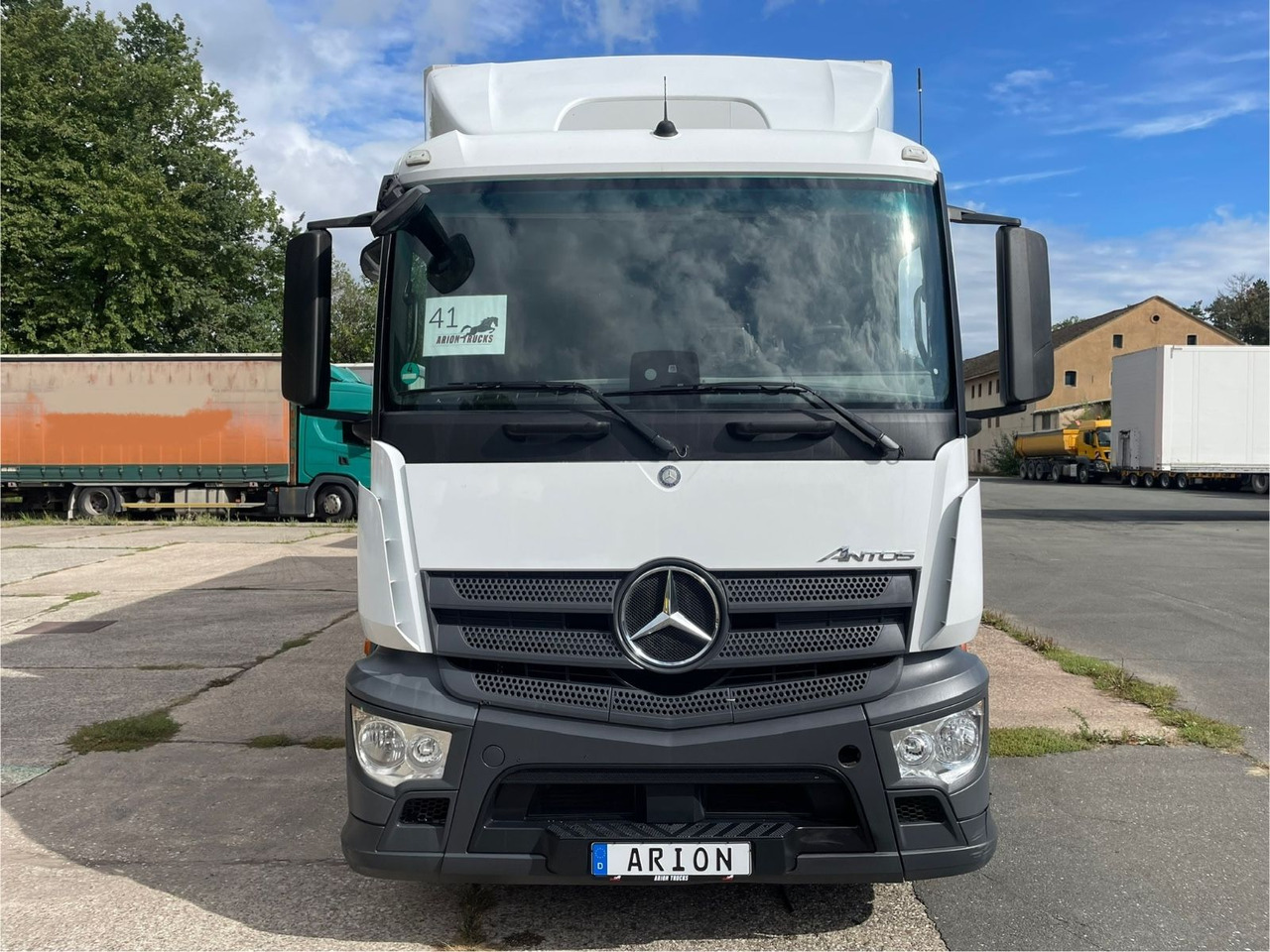 Mercedes-Benz Antos 2543 6x2 Kühlkoffer/CARRIER/NLA/LBW/AC/EU6 - Рефрижератор вантажівка: фото 2 Mercedes-Benz Antos 2543 6x2 Kühlkoffer/CARRIER/NLA/LBW/AC/EU6 - Рефрижератор вантажівка: фото 2