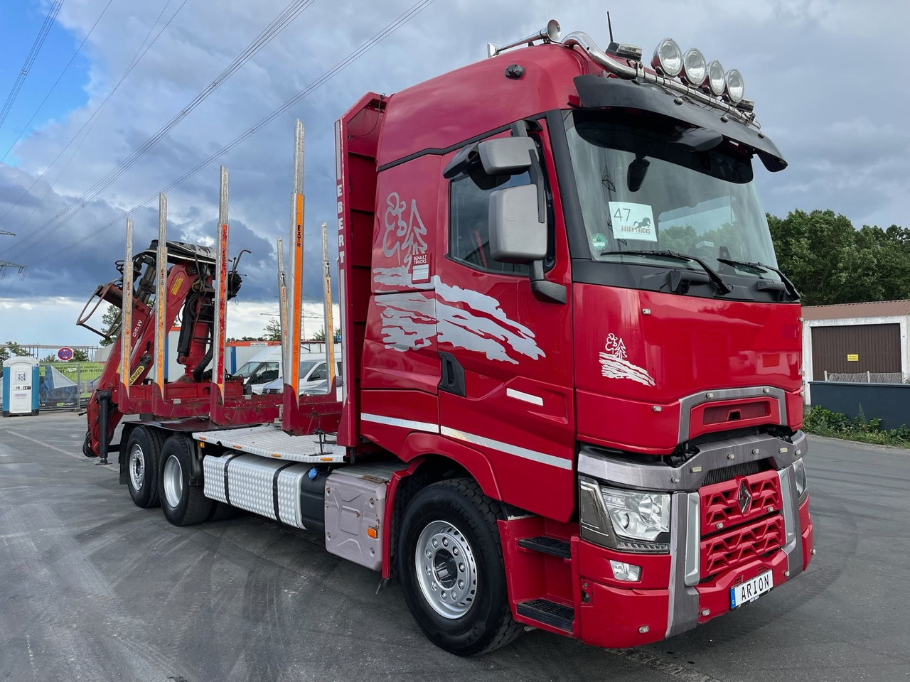 Renault T520 6x2 Kurzholz/PALFINGER/E120Z/VOLVO-ENGINE - Лісовоз, Вантажівка з маніпулятором: фото 1 Renault T520 6x2 Kurzholz/PALFINGER/E120Z/VOLVO-ENGINE - Лісовоз, Вантажівка з маніпулятором: фото 1
