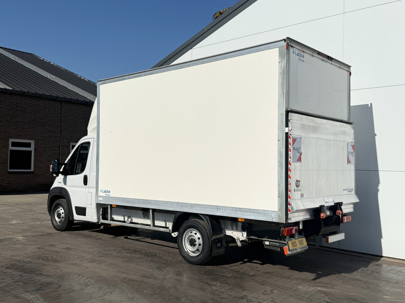 Fiat Ducato 2.3 MultiJet 140pk Laadklep Airco Camera Navigatie Bakwagen Koffer Meubelbak - Фургон з закритим кузовом: фото 2 Fiat Ducato 2.3 MultiJet 140pk Laadklep Airco Camera Navigatie Bakwagen Koffer Meubelbak - Фургон з закритим кузовом: фото 2