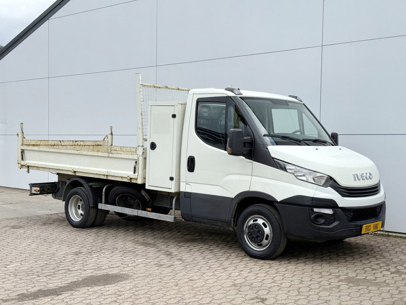 Iveco Daily 35C12 2.3 Kipper Dubbellucht 3.5t Trekhaak Airco Cruise Control Lucht geveerde stoel - Малотоннажний самоскид: фото 5 Iveco Daily 35C12 2.3 Kipper Dubbellucht 3.5t Trekhaak Airco Cruise Control Lucht geveerde stoel - Малотоннажний самоскид: фото 5