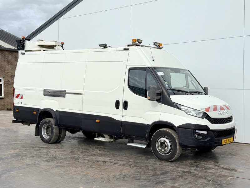Iveco Daily 70C17 3.0 **Engine Broken** 3.0L L4H2 Dubbellucht Airco Cruise Control Dubbele Schuifdeuren Trekhaak 3.5t Tachograaf - Суцільнометалевий фургон: фото 5 Iveco Daily 70C17 3.0 **Engine Broken** 3.0L L4H2 Dubbellucht Airco Cruise Control Dubbele Schuifdeuren Trekhaak 3.5t Tachograaf - Суцільнометалевий фургон: фото 5