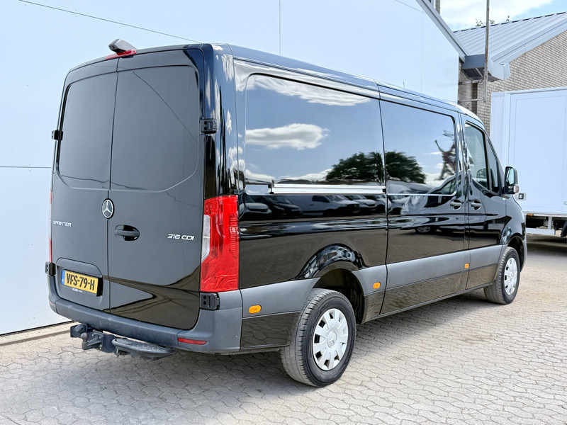 Mercedes-Benz Sprinter 316 CDI Automaat L2H1 Climate Control Cruise Control Camera Trekhaak 3.5 Ton Trekgewicht - Суцільнометалевий фургон: фото 3 Mercedes-Benz Sprinter 316 CDI Automaat L2H1 Climate Control Cruise Control Camera Trekhaak 3.5 Ton Trekgewicht - Суцільнометалевий фургон: фото 3