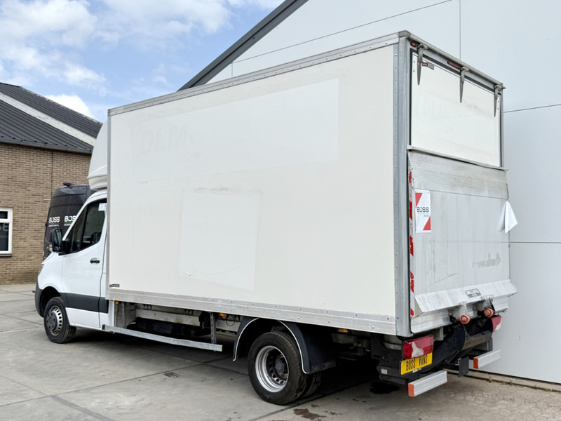 Mercedes-Benz Sprinter 514 2.2 CDI Dubbellucht Laadklep Airco Cruise Control Bakwagen Meubelbak Koffer - Фургон з закритим кузовом: фото 2 Mercedes-Benz Sprinter 514 2.2 CDI Dubbellucht Laadklep Airco Cruise Control Bakwagen Meubelbak Koffer - Фургон з закритим кузовом: фото 2