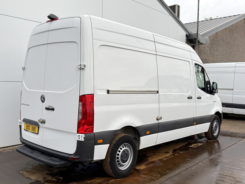 Mercedes-Benz eSprinter 112 L2H2 100% Elektrisch 55kWh 168km WLTP 80kw Snelladen Climate Control Camera Stoelverwarming - Суцільнометалевий фургон, Електричний фургон: фото 3 Mercedes-Benz eSprinter 112 L2H2 100% Elektrisch 55kWh 168km WLTP 80kw Snelladen Climate Control Camera Stoelverwarming - Суцільнометалевий фургон, Електричний фургон: фото 3