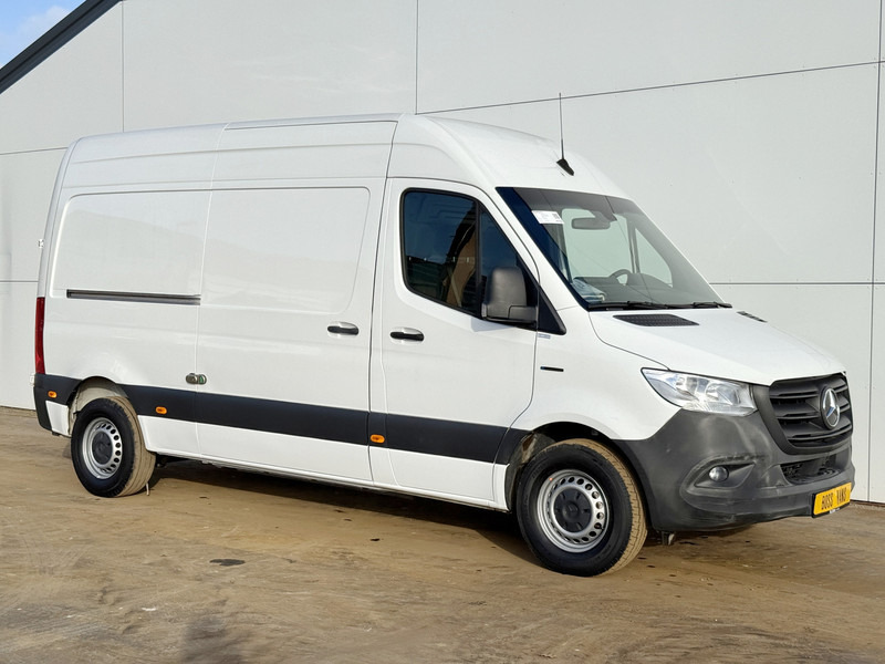 Mercedes-Benz eSprinter 312 ALL-IN PRIJS L2H2 55kWh 168km WLTP 80kw Snelladen Climate Control Camera Stoelverwarming - Суцільнометалевий фургон, Електричний фургон: фото 4 Mercedes-Benz eSprinter 312 ALL-IN PRIJS L2H2 55kWh 168km WLTP 80kw Snelladen Climate Control Camera Stoelverwarming - Суцільнометалевий фургон, Електричний фургон: фото 4