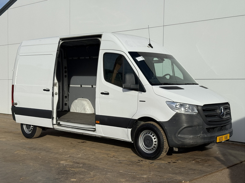 Mercedes-Benz eSprinter 312 ALL-IN PRIJS L2H2 55kWh 168km WLTP 80kw Snelladen Climate Control Camera Stoelverwarming - Суцільнометалевий фургон, Електричний фургон: фото 5 Mercedes-Benz eSprinter 312 ALL-IN PRIJS L2H2 55kWh 168km WLTP 80kw Snelladen Climate Control Camera Stoelverwarming - Суцільнометалевий фургон, Електричний фургон: фото 5