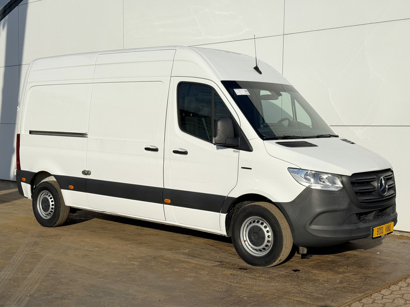 Mercedes-Benz eSprinter 312 L2H2 100% Elektrisch 55kWh 168km WLTP 80kw Snelladen Climate Control Camera Stoelverwarming - Суцільнометалевий фургон, Електричний фургон: фото 4 Mercedes-Benz eSprinter 312 L2H2 100% Elektrisch 55kWh 168km WLTP 80kw Snelladen Climate Control Camera Stoelverwarming - Суцільнометалевий фургон, Електричний фургон: фото 4