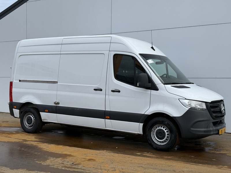 Mercedes-Benz eSprinter eSprinter 312 L2H2 100% Elektrisch 55kWh 168km WLTP 80kw Snelladen Climate Control Camera Stoelverwarming Laadkabel - Суцільнометалевий фургон, Електричний фургон: фото 4 Mercedes-Benz eSprinter eSprinter 312 L2H2 100% Elektrisch 55kWh 168km WLTP 80kw Snelladen Climate Control Camera Stoelverwarming Laadkabel - Суцільнометалевий фургон, Електричний фургон: фото 4