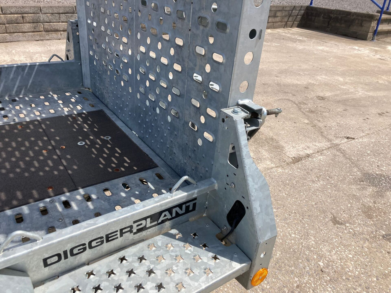 Причіп для перевезення спецтехніки Brian James Trailer T-02-T: фото 20