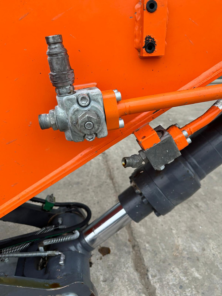 Гусеничний екскаватор Doosan DX140LCR: фото 10 Гусеничний екскаватор Doosan DX140LCR: фото 10