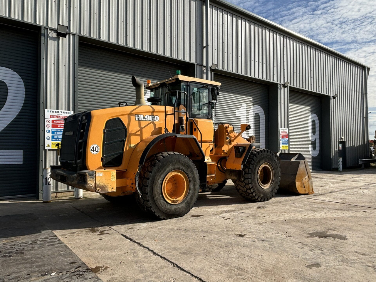 Hyundai HL960 - Колісний навантажувач: фото 5 Hyundai HL960 - Колісний навантажувач: фото 5