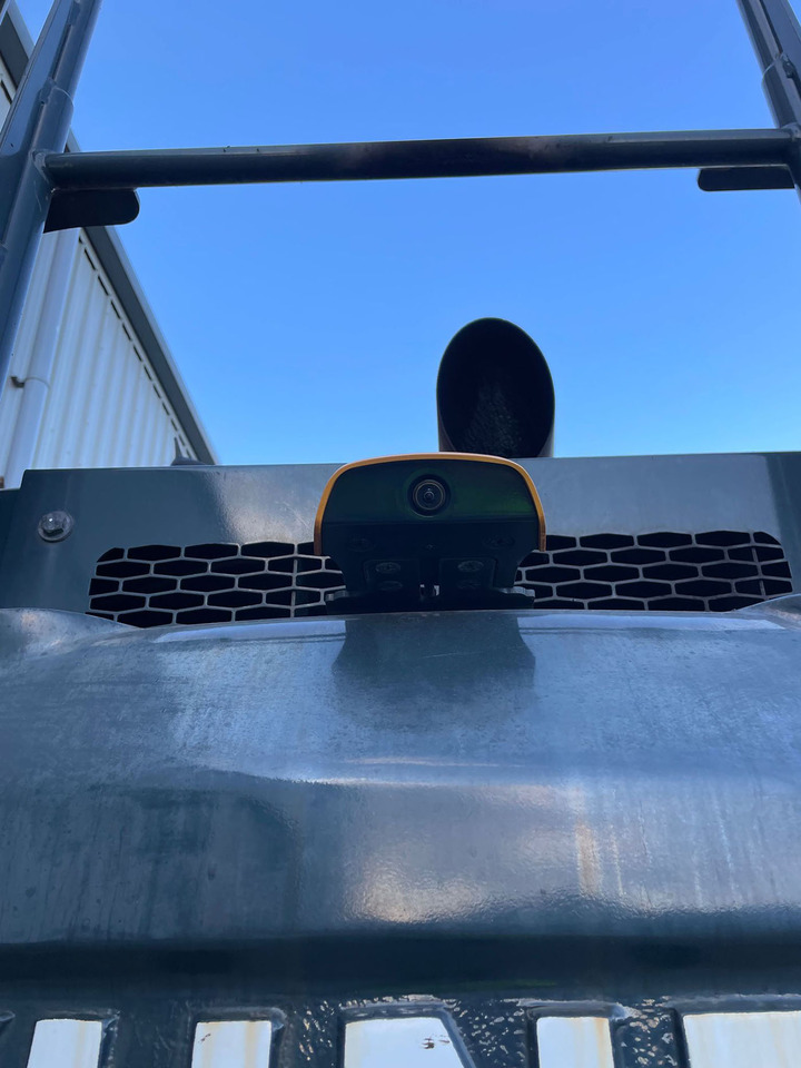 Hyundai HX145LCR - Гусеничний екскаватор: фото 1 Hyundai HX145LCR - Гусеничний екскаватор: фото 1