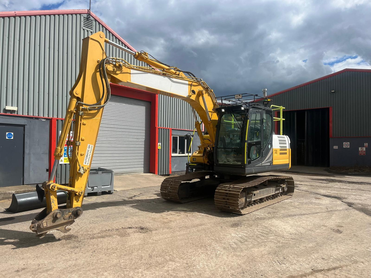 Kobelco SK130LC-11 - Гусеничний екскаватор: фото 1 Kobelco SK130LC-11 - Гусеничний екскаватор: фото 1