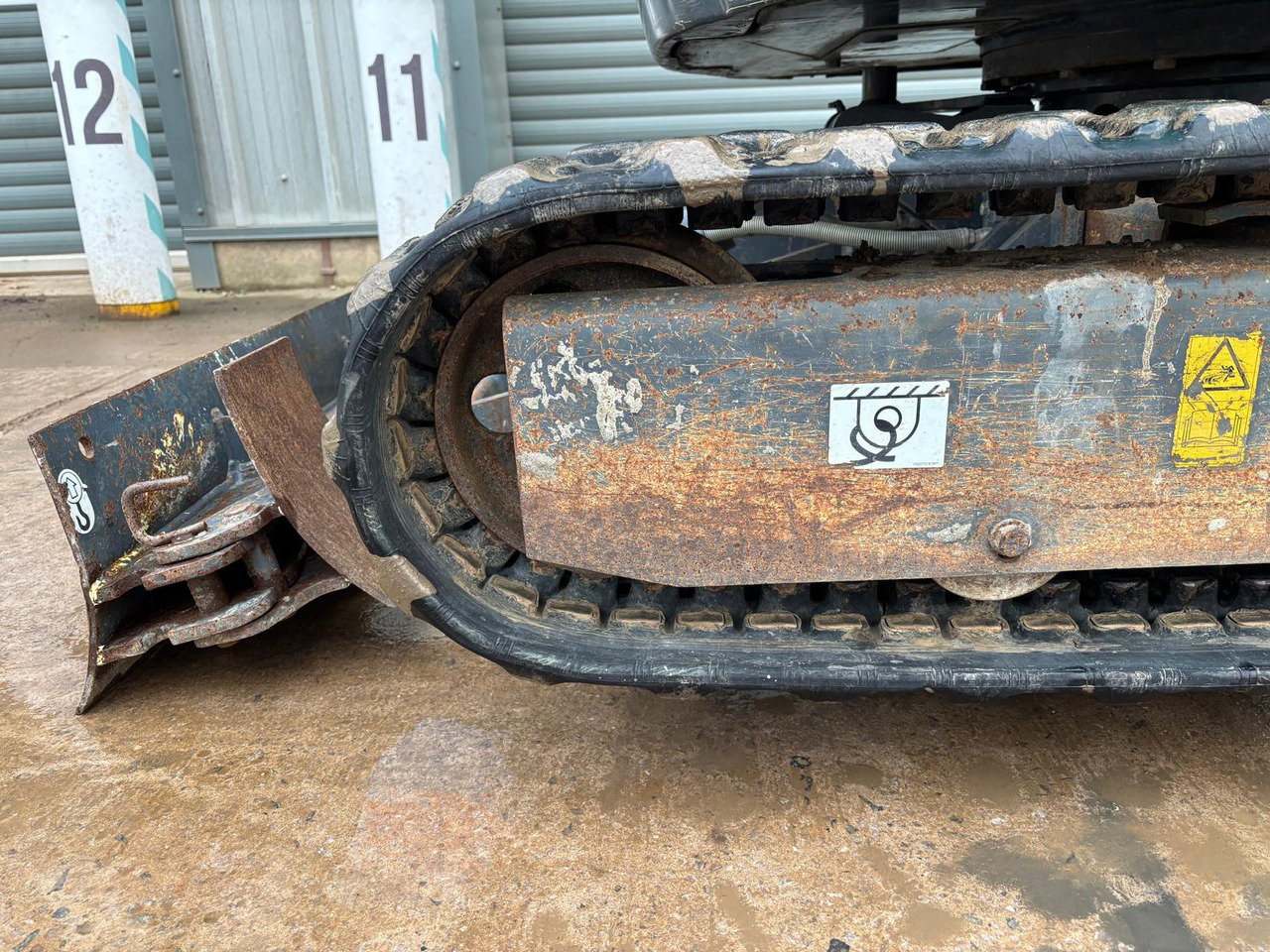 Міні-екскаватор Kobelco SK17SR-3E: фото 18