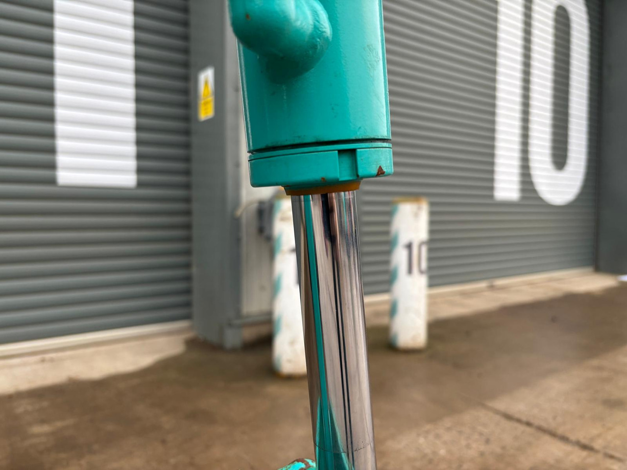 Міні-екскаватор Kobelco SK17SR-3E: фото 9