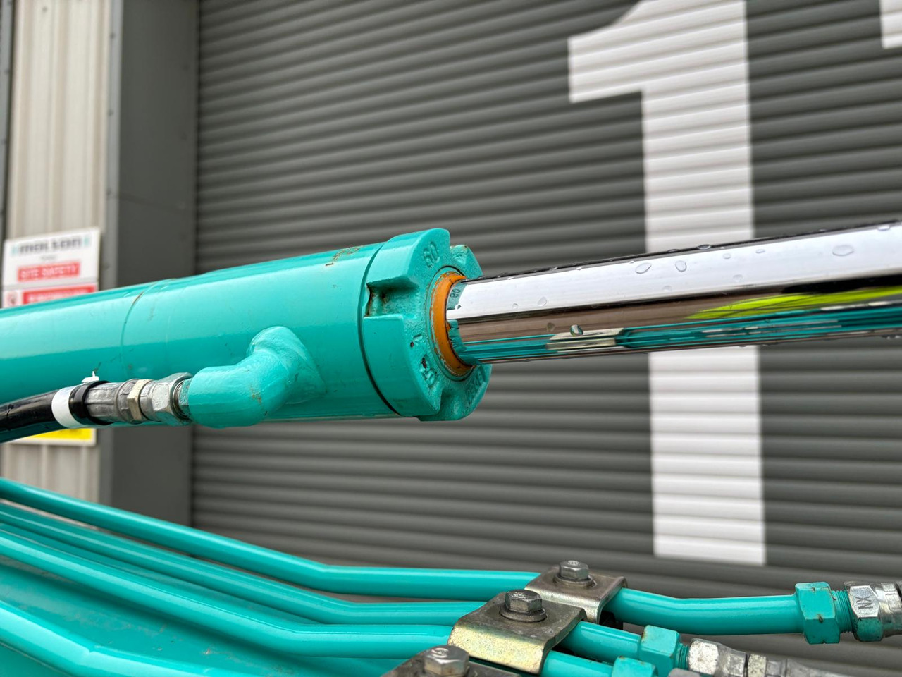 Міні-екскаватор Kobelco SK17SR-3E: фото 10