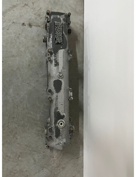 Liebherr A974 / P974 / R942 / R944 / R954 / R964 / R974 / R974B - A 974 / P 974 / R 942 / R 944 / R 954 / R 964 / R 974 / R 974B - Впускна труба: фото 1 Liebherr A974 / P974 / R942 / R944 / R954 / R964 / R974 / R974B - A 974 / P 974 / R 942 / R 944 / R 954 / R 964 / R 974 / R 974B - Впускна труба: фото 1