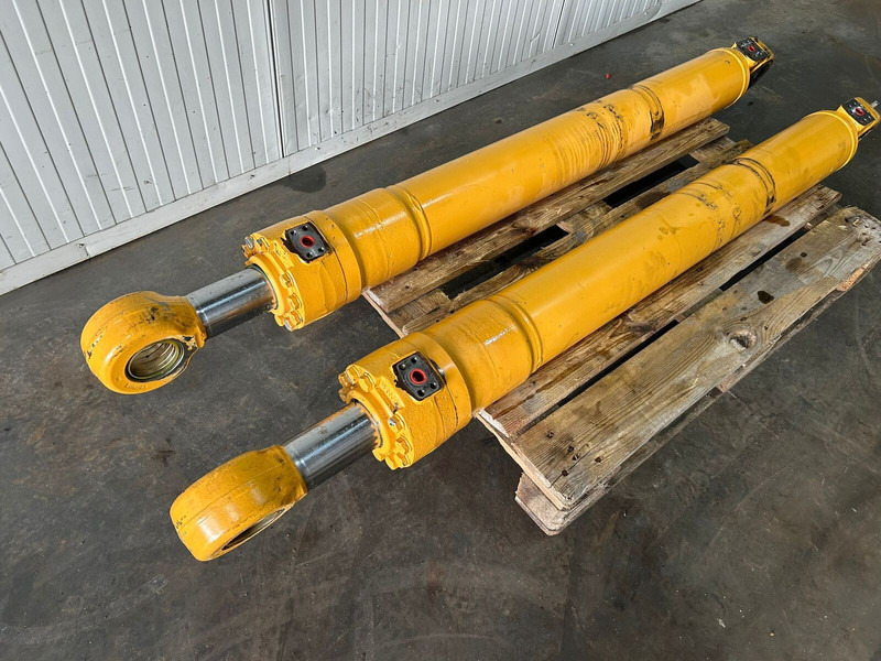 Liebherr R914B / A904C Li / LH24 M / LH26 M / A914 Li / A914B Li / R914 / R904C / LH26 EC - Гідроциліндр: фото 2 Liebherr R914B / A904C Li / LH24 M / LH26 M / A914 Li / A914B Li / R914 / R904C / LH26 EC - Гідроциліндр: фото 2