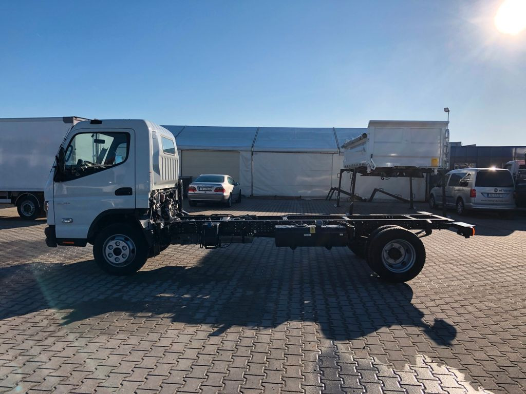 FUSO CANTER 7C18H - Вантажівка шасі: фото 4 FUSO CANTER 7C18H - Вантажівка шасі: фото 4