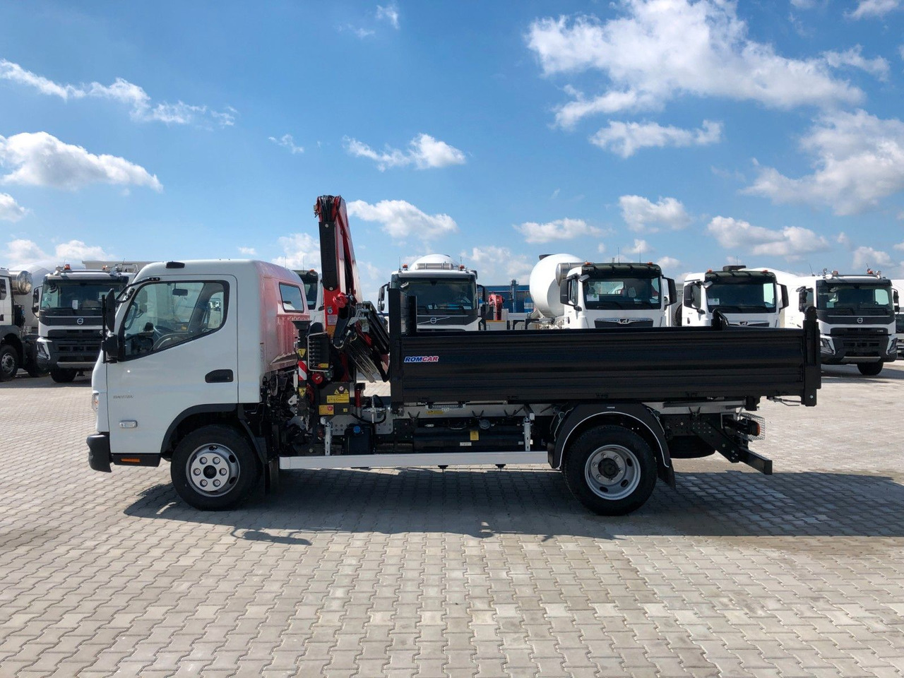 FUSO CANTER 9C18 mit FASSI F65B - Самоскид вантажівка, Вантажівка з маніпулятором: фото 5 FUSO CANTER 9C18 mit FASSI F65B - Самоскид вантажівка, Вантажівка з маніпулятором: фото 5