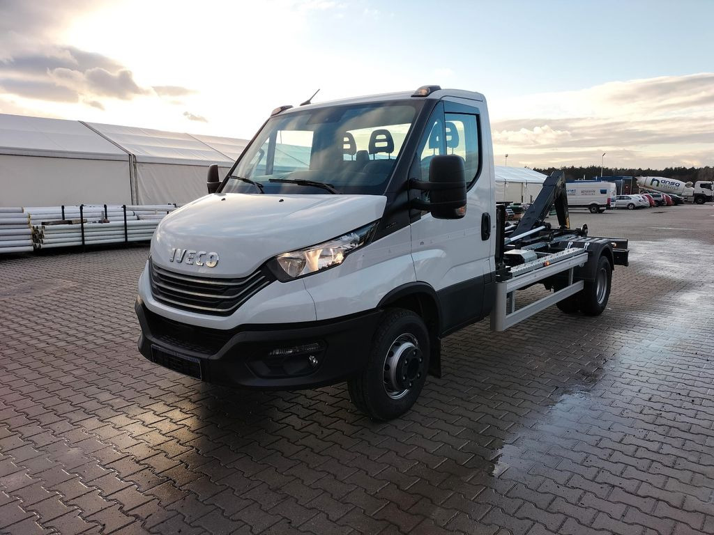 Iveco 70C18H Abrollkipper HYVA HKS-5 - Комерційний автомобіль, Гаковий мультиліфт вантажівка: фото 2 Iveco 70C18H Abrollkipper HYVA HKS-5 - Комерційний автомобіль, Гаковий мультиліфт вантажівка: фото 2