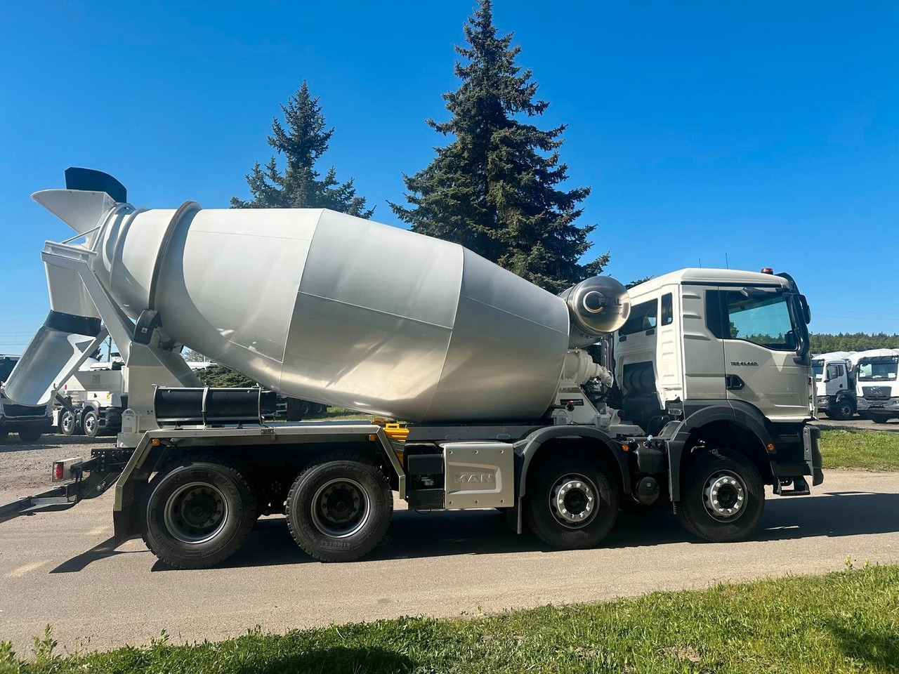 MAN TGS 41.400 8x4 EURO 2 FML 13M3 - Автобетонозмішувач: фото 3 MAN TGS 41.400 8x4 EURO 2 FML 13M3 - Автобетонозмішувач: фото 3