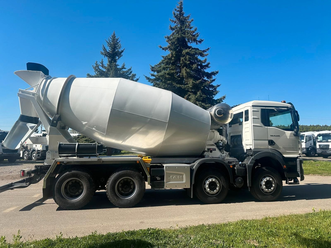 MAN TGS 41.400 8x4 EURO 2 FML 13M3 - Автобетонозмішувач: фото 4 MAN TGS 41.400 8x4 EURO 2 FML 13M3 - Автобетонозмішувач: фото 4