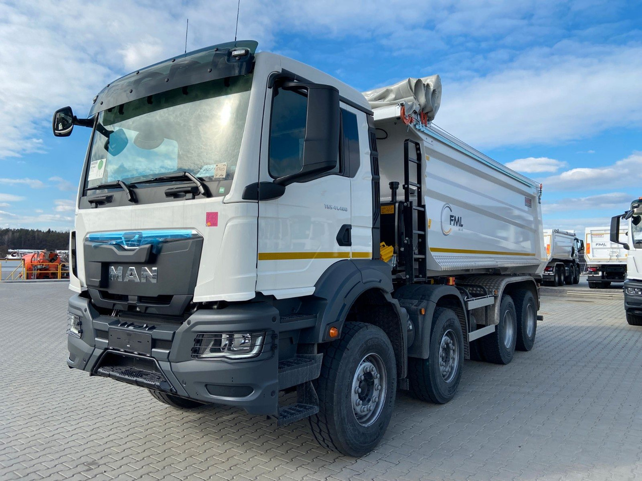 MAN TGS 41.400 8x4 EURO2 AUTOMAT TIPPER CR. SYSTEM - Самоскид вантажівка: фото 2 MAN TGS 41.400 8x4 EURO2 AUTOMAT TIPPER CR. SYSTEM - Самоскид вантажівка: фото 2