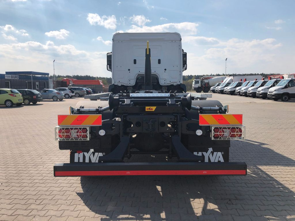 Новий Гаковий мультиліфт вантажівка Mercedes-Benz AROCS 2136 Abrollkipper HYVA HKS-12-37-S: фото 7