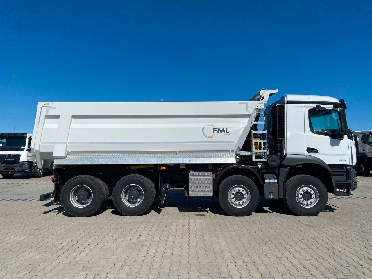 Mercedes-Benz Arocs 4542 8x4 AUTOMAT EURO 3 FML KIPPER - Самоскид вантажівка: фото 4 Mercedes-Benz Arocs 4542 8x4 AUTOMAT EURO 3 FML KIPPER - Самоскид вантажівка: фото 4
