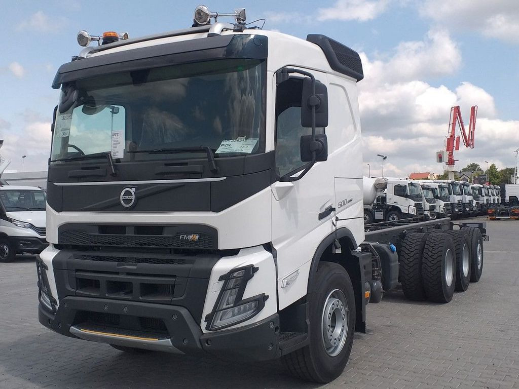 Volvo FMX 500 8X4 TRIDEM - Вантажівка шасі: фото 2 Volvo FMX 500 8X4 TRIDEM - Вантажівка шасі: фото 2