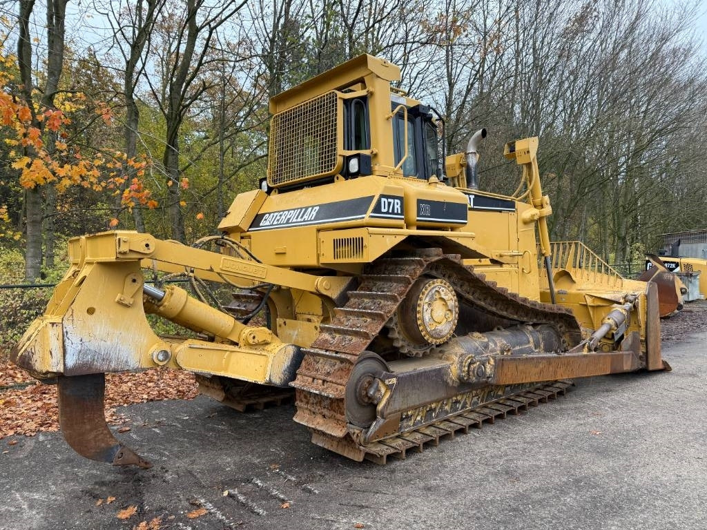 CAT D7R XR CE / LOW HOURS / TOP CONDITION - Бульдозер: фото 4 CAT D7R XR CE / LOW HOURS / TOP CONDITION - Бульдозер: фото 4