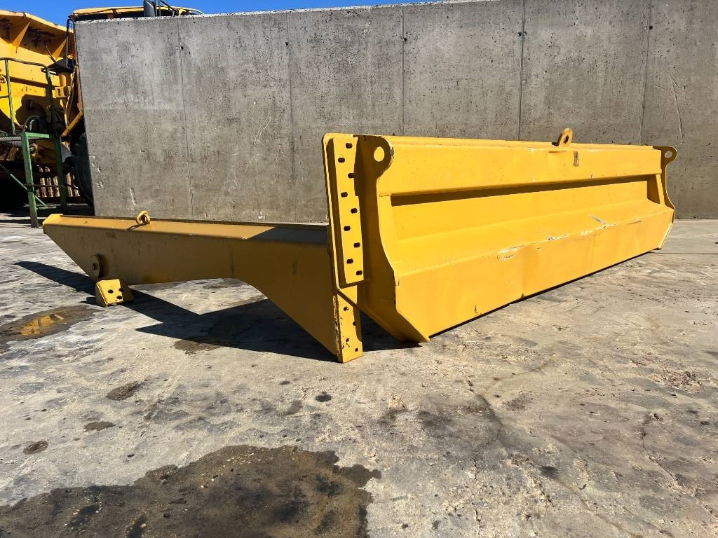 CAT TAILGATE CAT 735 - Кузов самоскида: фото 1 CAT TAILGATE CAT 735 - Кузов самоскида: фото 1