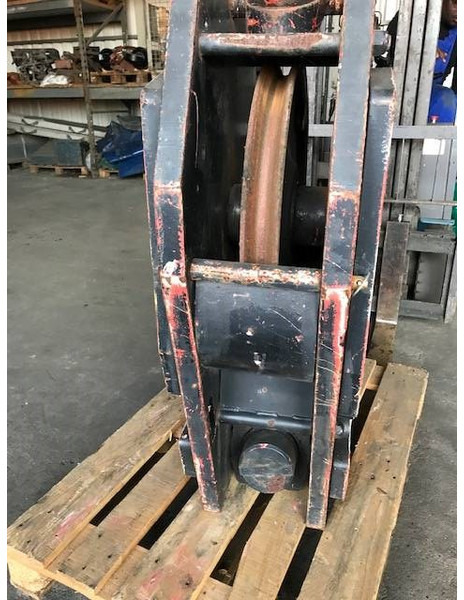 Liebherr 30t. Hook block 1-sheave 23mm - Кран-маніпулятор в категорії Будівельна техніка: фото 3 Liebherr 30t. Hook block 1-sheave 23mm - Кран-маніпулятор в категорії Будівельна техніка: фото 3