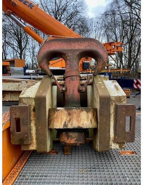 Terex Demag 160t hook block 5-sheave CC2800 / TC2800 - Кран-маніпулятор в категорії Будівельна техніка: фото 3 Terex Demag 160t hook block 5-sheave CC2800 / TC2800 - Кран-маніпулятор в категорії Будівельна техніка: фото 3