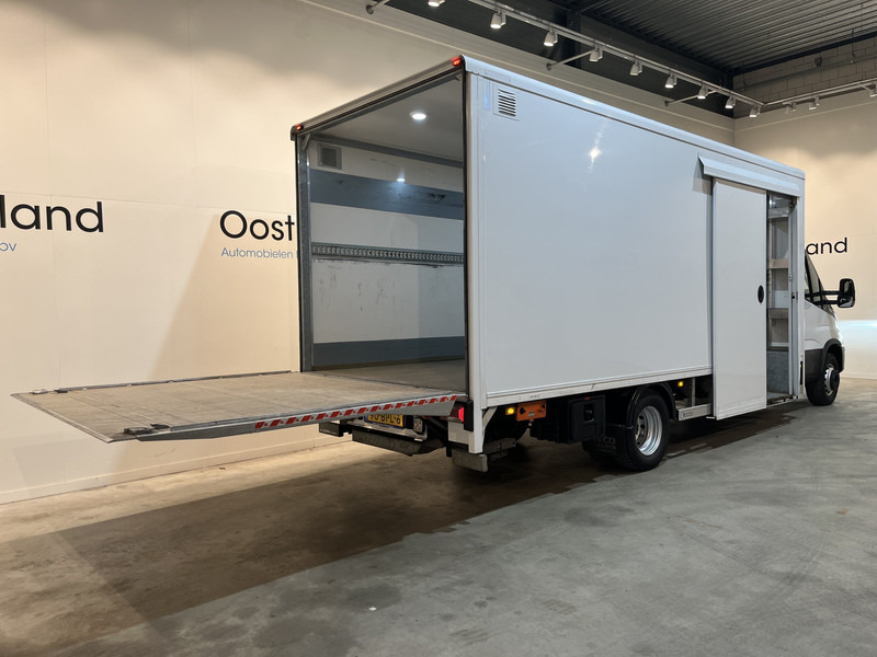 Iveco 70C18 3.0 Automaat Bakwagen / Dhollandia Laadklep / Euro 6 / Luchtvering / Airco / Camera / Cruise Control / Zijdeur - Вантажівка з закритим кузовом: фото 2 Iveco 70C18 3.0 Automaat Bakwagen / Dhollandia Laadklep / Euro 6 / Luchtvering / Airco / Camera / Cruise Control / Zijdeur - Вантажівка з закритим кузовом: фото 2