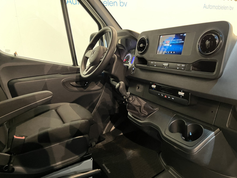 Mercedes-Benz Sprinter 311 CDI L2H2 RWD / Euro 6 / Servicebus / Bott inrichting / 220V / Airco / Oprijplaat / Compressor / CarPlay / Camera - Суцільнометалевий фургон: фото 4 Mercedes-Benz Sprinter 311 CDI L2H2 RWD / Euro 6 / Servicebus / Bott inrichting / 220V / Airco / Oprijplaat / Compressor / CarPlay / Camera - Суцільнометалевий фургон: фото 4