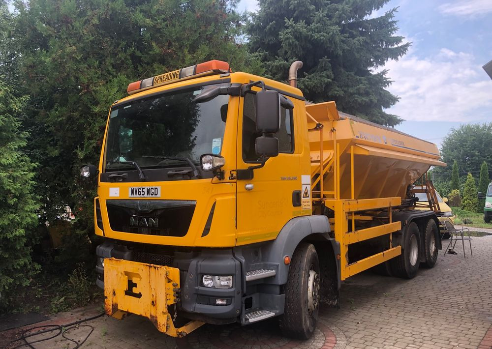 MAN TGM 26.290 piaskarka solarka schmidt 6x4 euro6 - Комунальна/ Спеціальна техніка, Вантажівка: фото 2 MAN TGM 26.290 piaskarka solarka schmidt 6x4 euro6 - Комунальна/ Спеціальна техніка, Вантажівка: фото 2