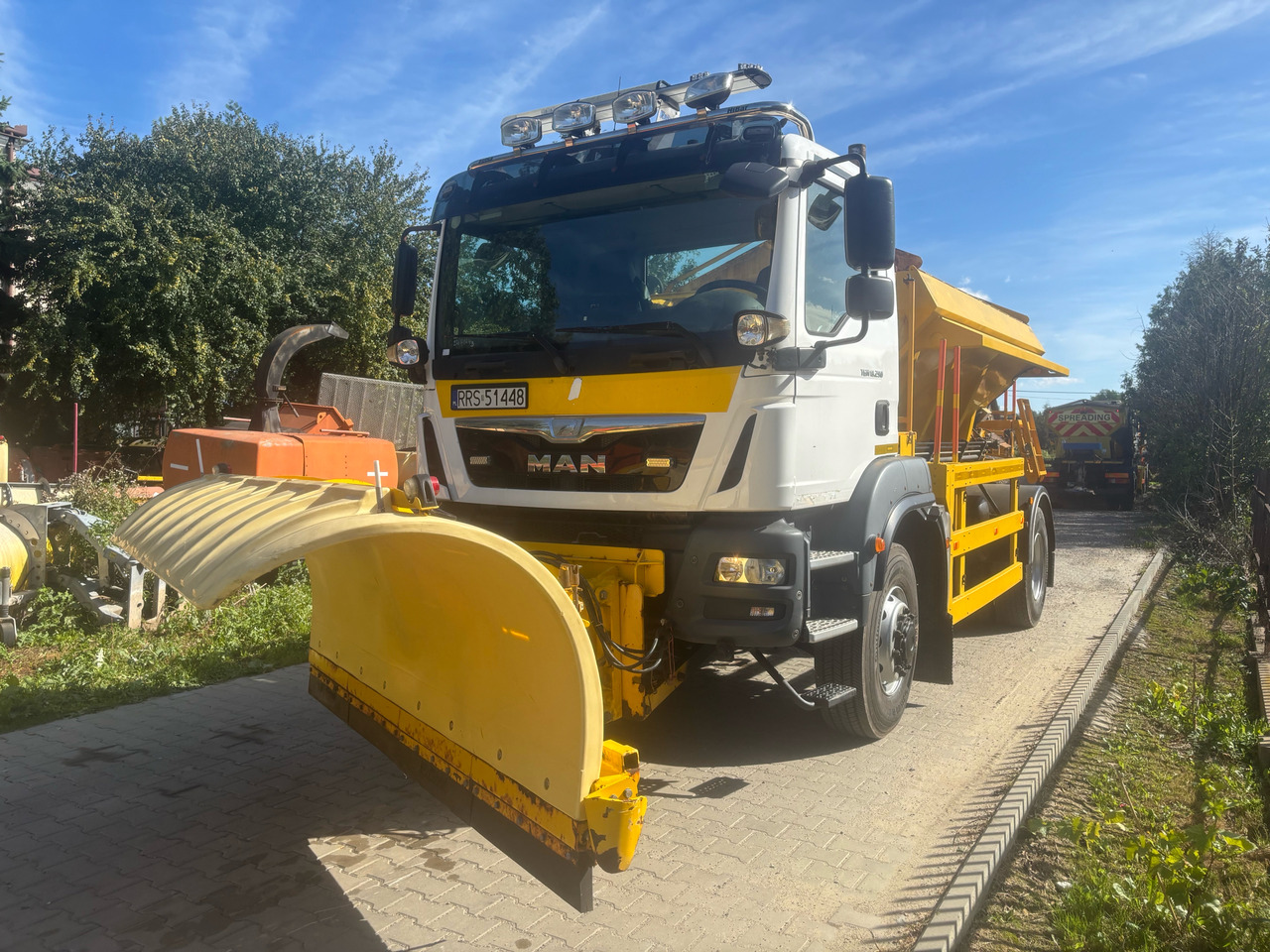 MAN TGM 18.290 4x4 BB GRITTER/SPREADER/PLOUGH - Снігоприбиральна машина: фото 1 MAN TGM 18.290 4x4 BB GRITTER/SPREADER/PLOUGH - Снігоприбиральна машина: фото 1