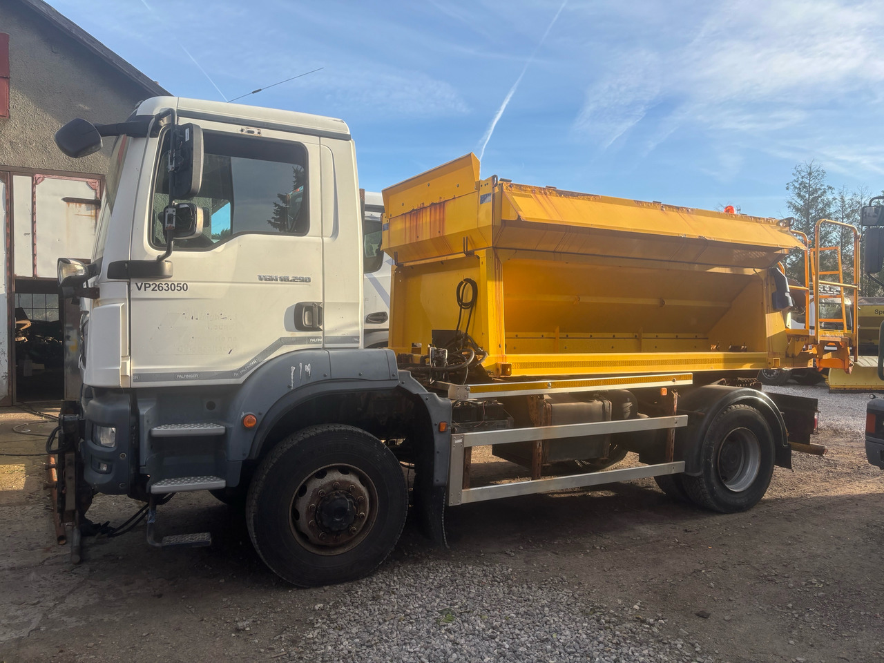 MAN TGM 18.290 4x4BB SPREADER/GRITTER/Plough - Снігоприбиральна машина: фото 5 MAN TGM 18.290 4x4BB SPREADER/GRITTER/Plough - Снігоприбиральна машина: фото 5